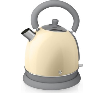 SWAN Retro SK261020CN Traditional Kettle - Cream SWAN Retro SK261020CN Traditional Kettle - Cream